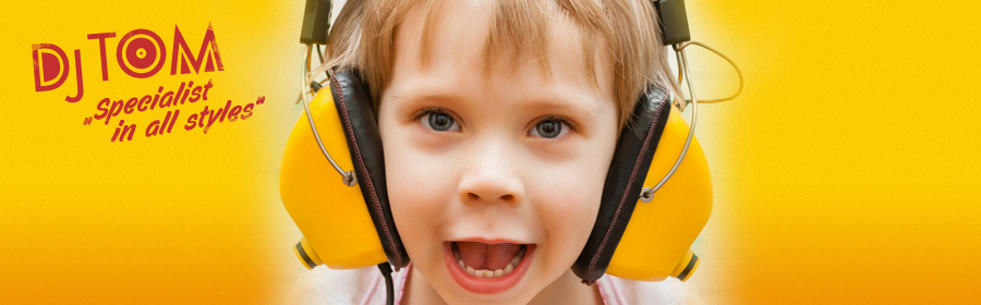 Hochzeits-DJ-Tom als Kind mit Kopfhörer